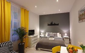 L-2 Krakow Center Studio O&P Apartfamily