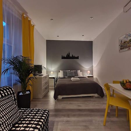 L-2 Krakow Center Studio O&P Apartfamily Esterno foto